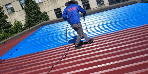 定期進行廠房彩鋼瓦翻新工作有何現實意義？